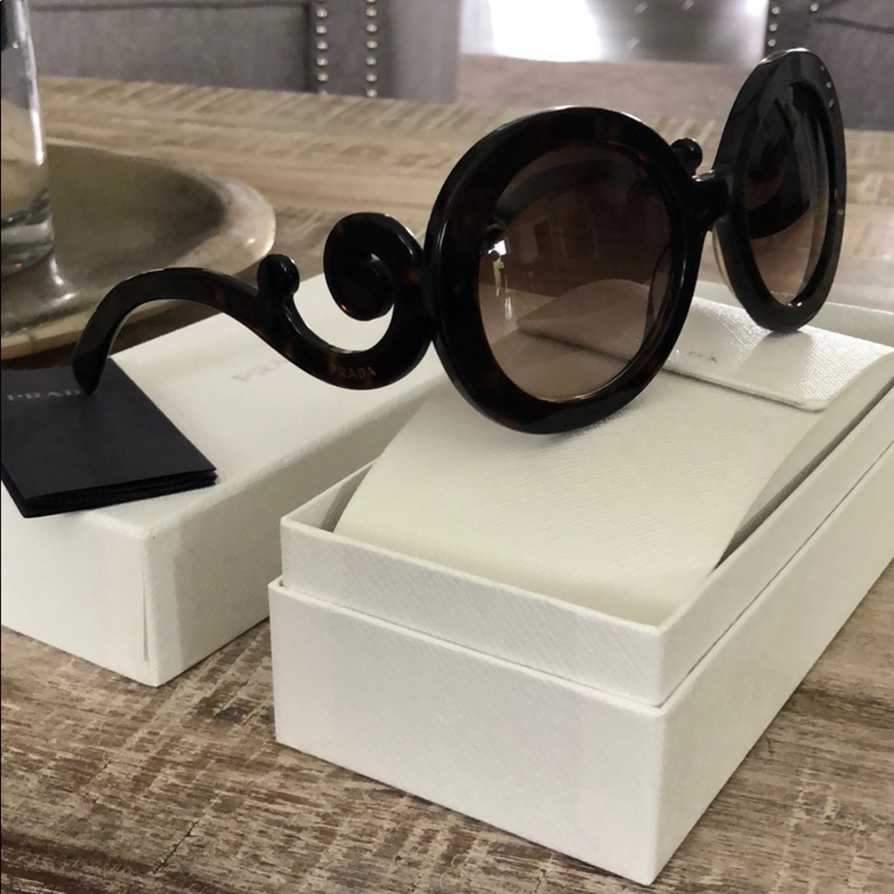 Prada stylish shades 💯 authentic